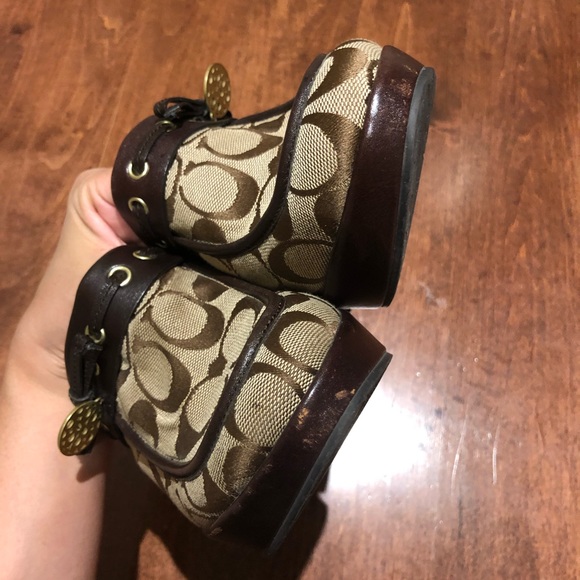 Coach Jodey Sig Clog - Picture 5 of 5